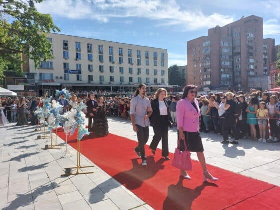 Изпращане на зрелостниците