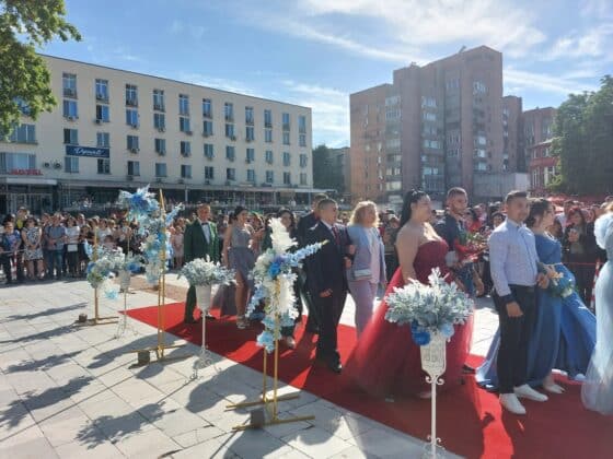 Изпращане на зрелостниците