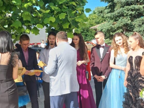 Изпращане на зрелостниците