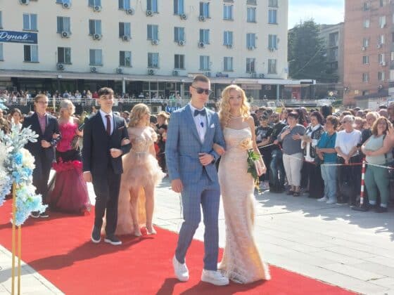 Изпращане на зрелостниците