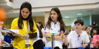 Lego състезание