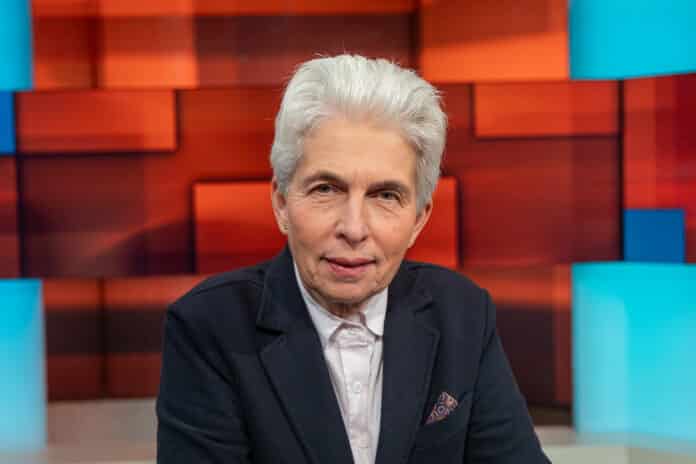 Мари-Агнес Щрак-Зимерман, Германия