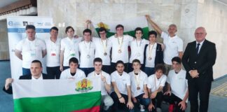 Медалисти, учители и проф. Галин Цоков