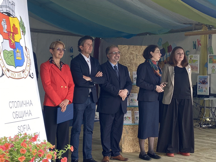 Думите ни обединяват Начинът по който говорим един на друг