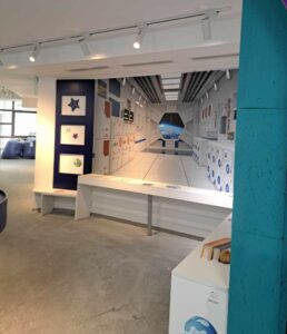 Младежки дом