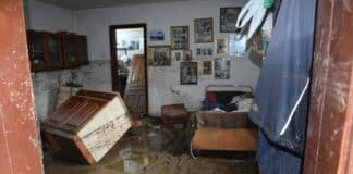 Наводненото село