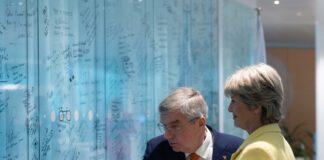 Поставянето на автографа