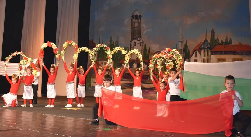 На 14 май заместник кметът Елка Неделчева бе гост на празничния