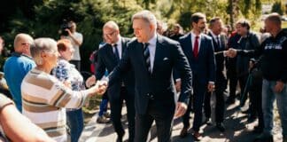 Роберт Фицо