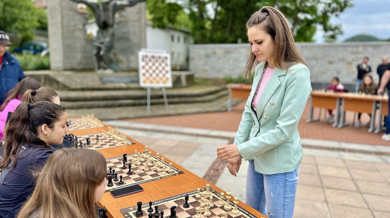 На 2 май община Опака се превърна в център на шаха