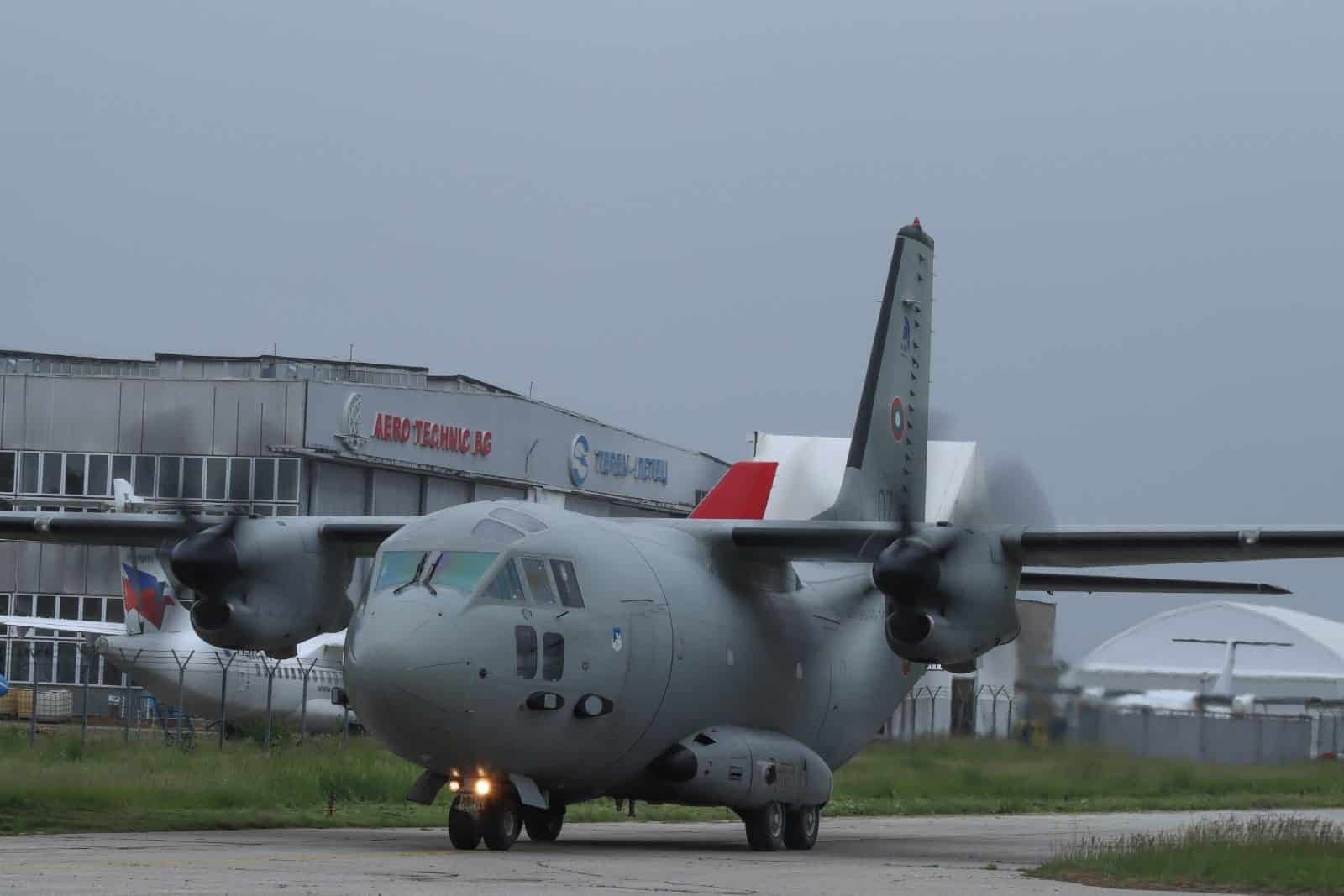 Авиомедицинска евакуация извърши днес екипажът от 16-а авиобаза Враждебна със