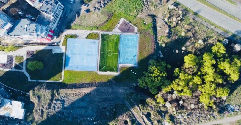 Спортните игрища