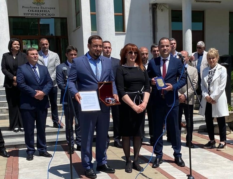 Щастлив съм че успяхме да приключим с тази дълга процедура