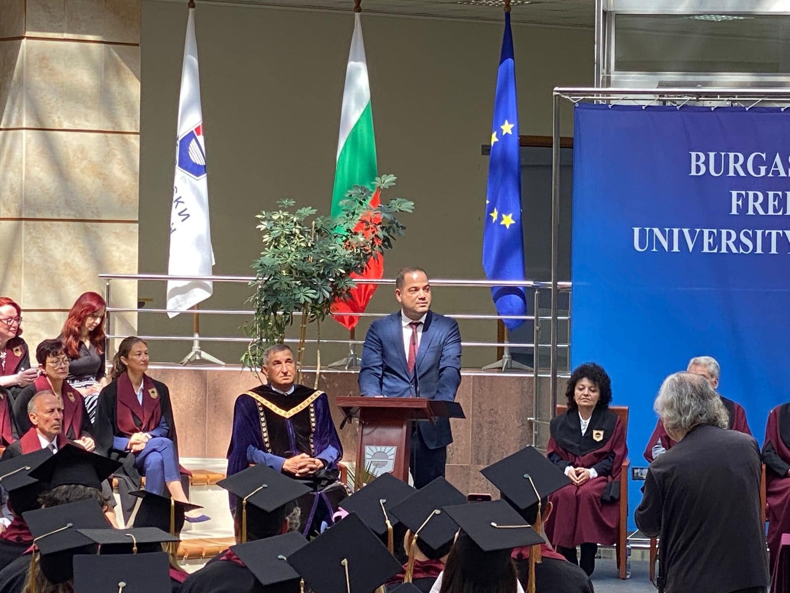 В навечерието на един от най светлите и български празници министър