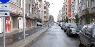 Улица "Дебелт"