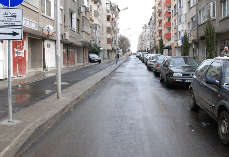 Жители на бургаския ж к Възраждане изразяват своето негодувание относно въведеното