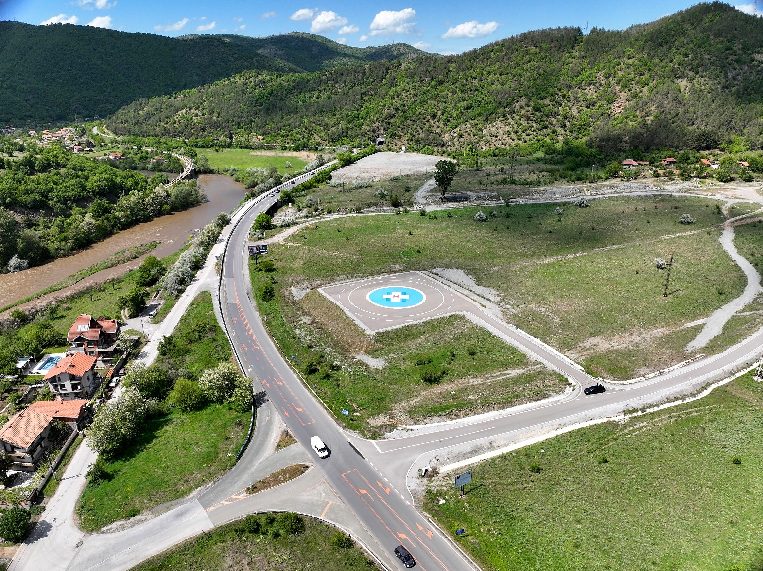 ГД Гражданска въздухоплавателна администрация регистрира осмото вертолетно летище за спешната