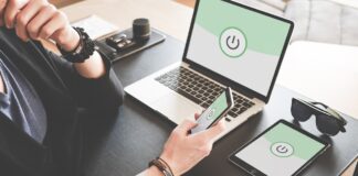 Жена, работа, лаптоп, ИТ специалисти