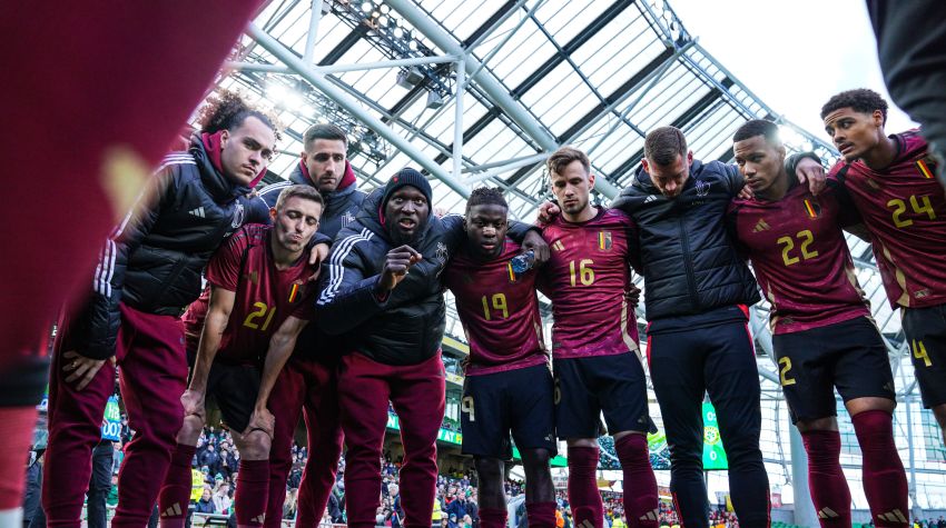 Два мача от група E и един мач от група F ще