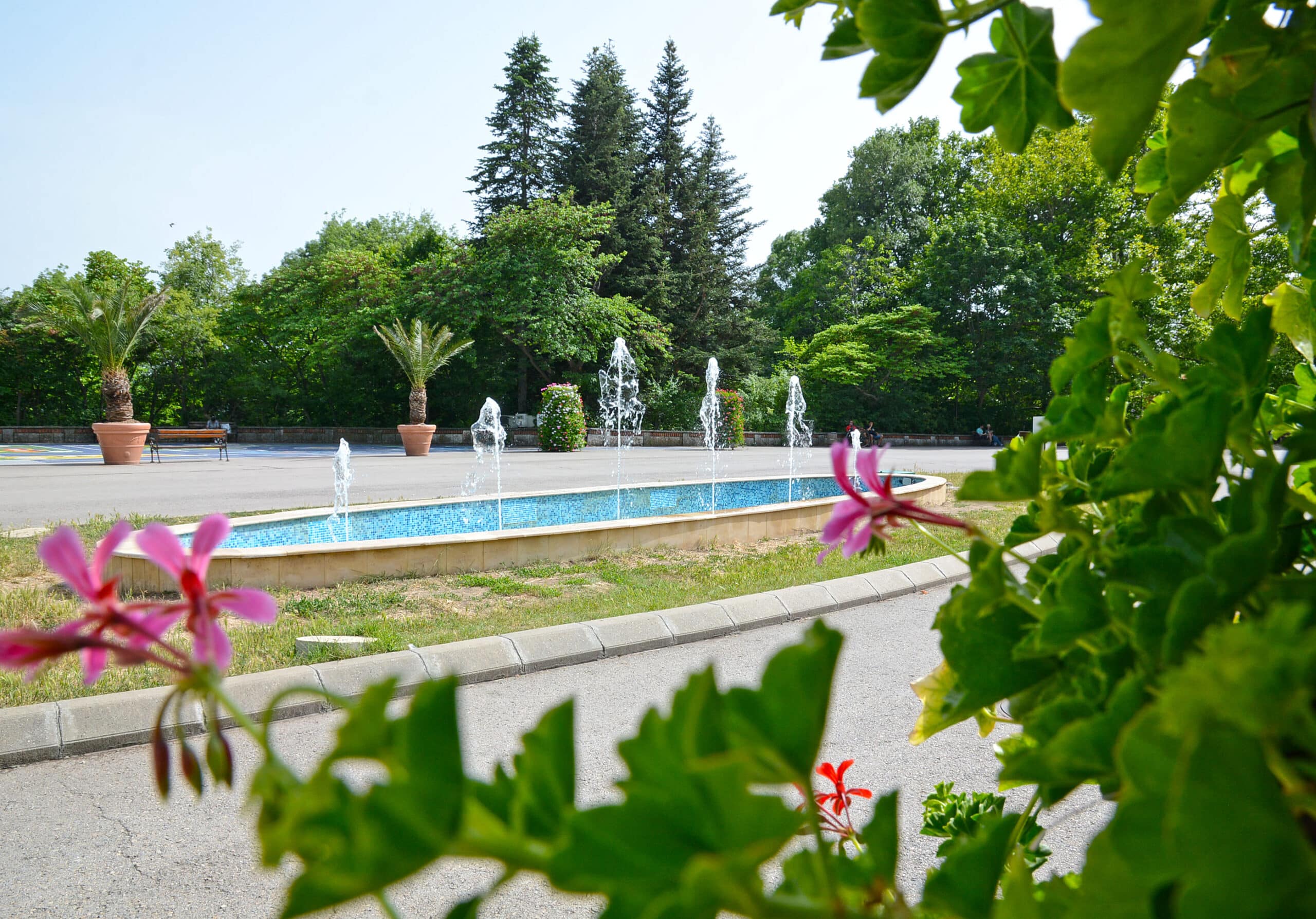 Всички фонтани и шадравани стопанисвани от Община Варна са пуснати