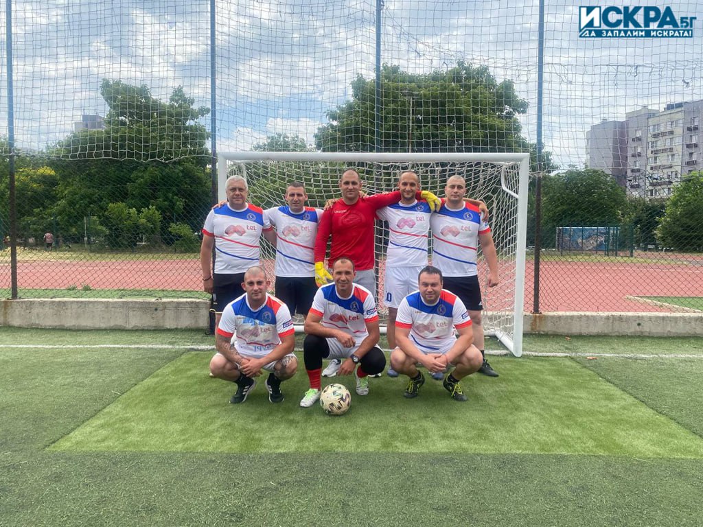 Футболен турнир Снимка Искра бг
22 отбора от пет държави се включиха