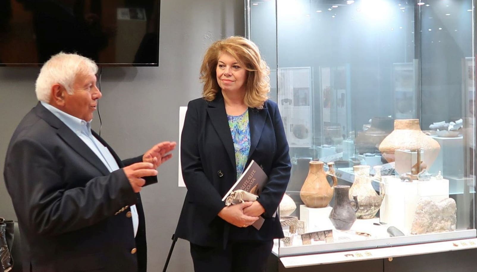 Дано има повече грамотни политици които да знаят стойността на