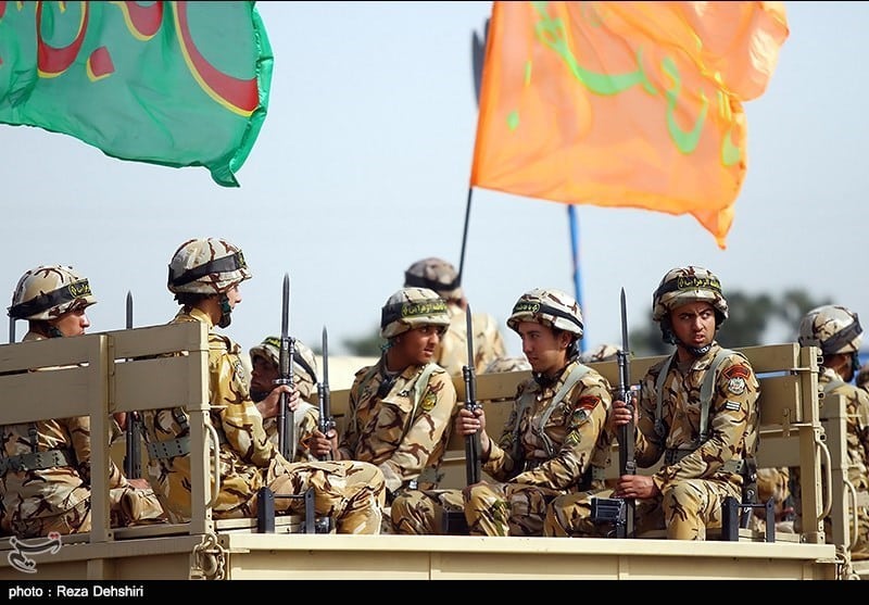 Атуза се присъедини към гневните протести срещу иранските управници през