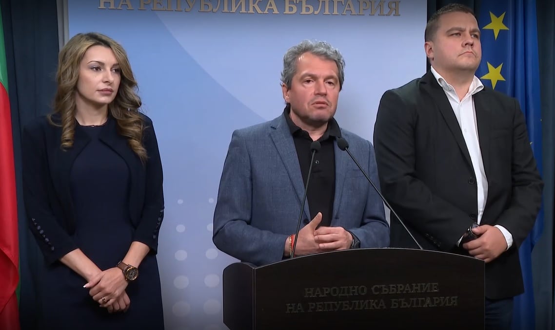 Днес в Народното събрание се проведе първа среща между представителите