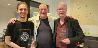 Калинаторът (вляво)