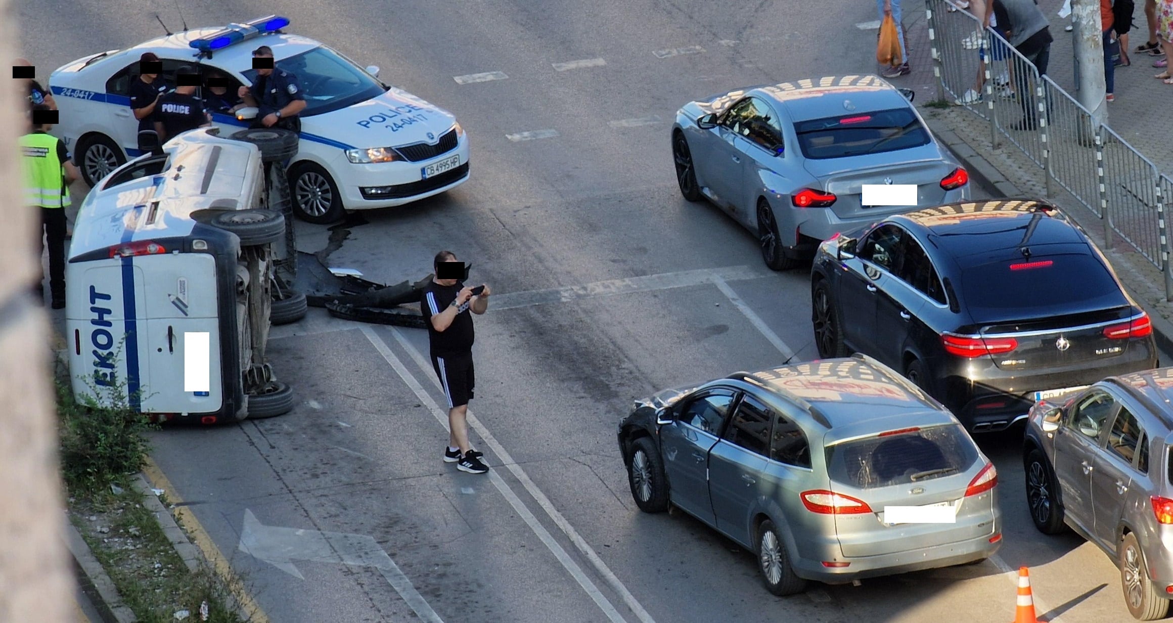Катастрофа е възникнала в София съобщиха очевидци Злополуката е станала на