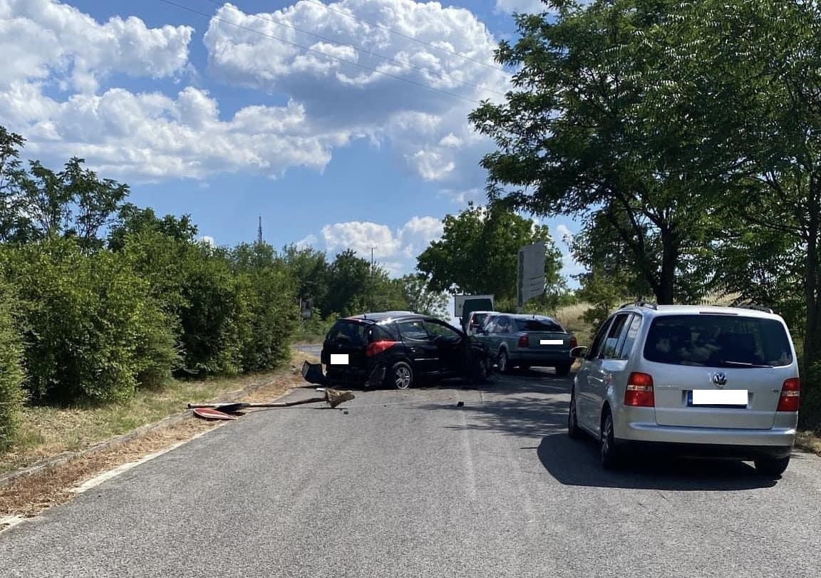 Тежка катастрофа е възникнала край Килифарево съобщиха очевидци в социалната
