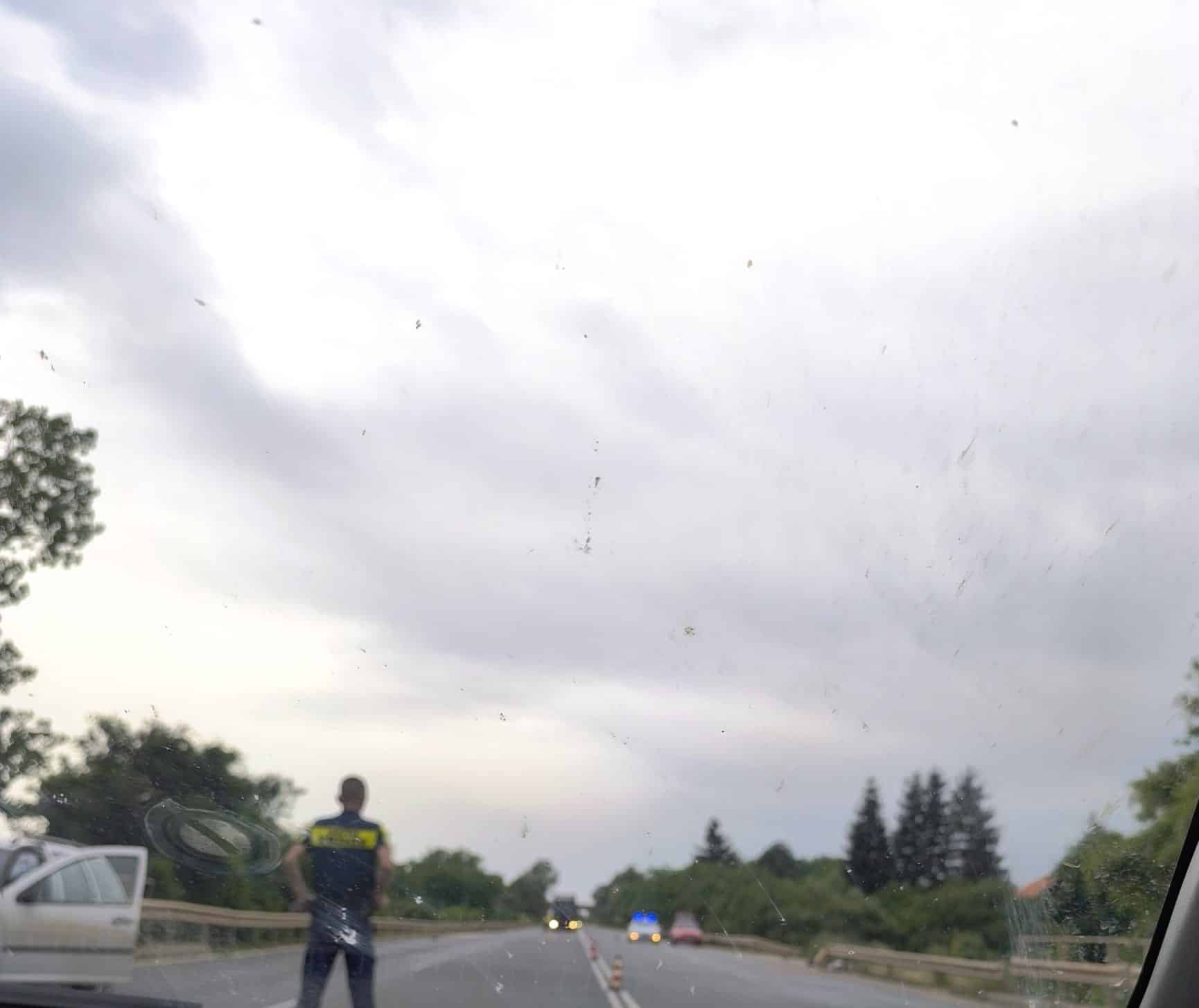 За зверска катастрофа по пътя в посока Калотина съобщават в