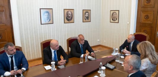 Консултации при президента