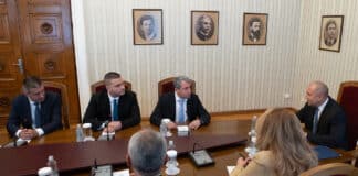 Консултации с ИТН