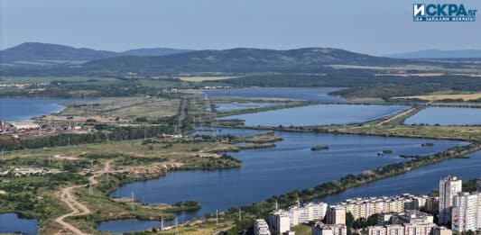 Блатото край ж.к. "Меден рудник"