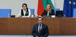 Министър Калин Стоянов