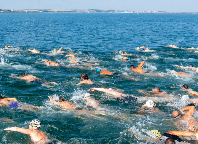 Плувен маратон