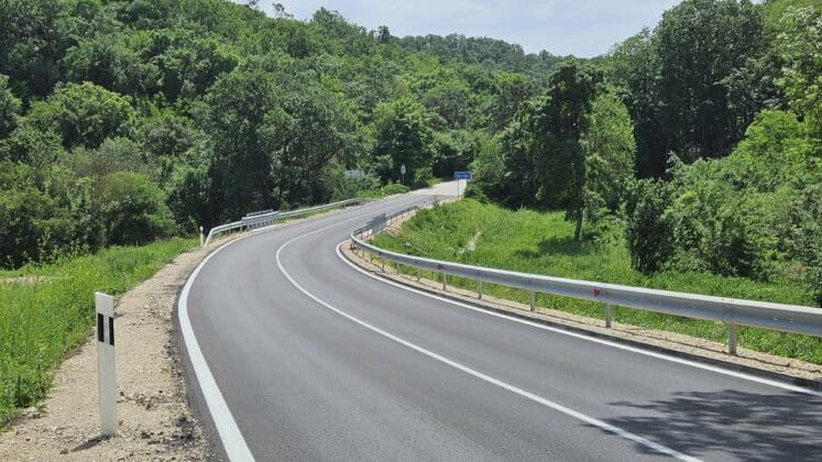 Ремонтираният път