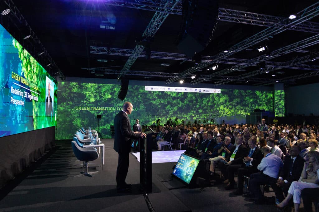 Пренебрегването на рисковете от прекомерните амбиции и натиска за възможно