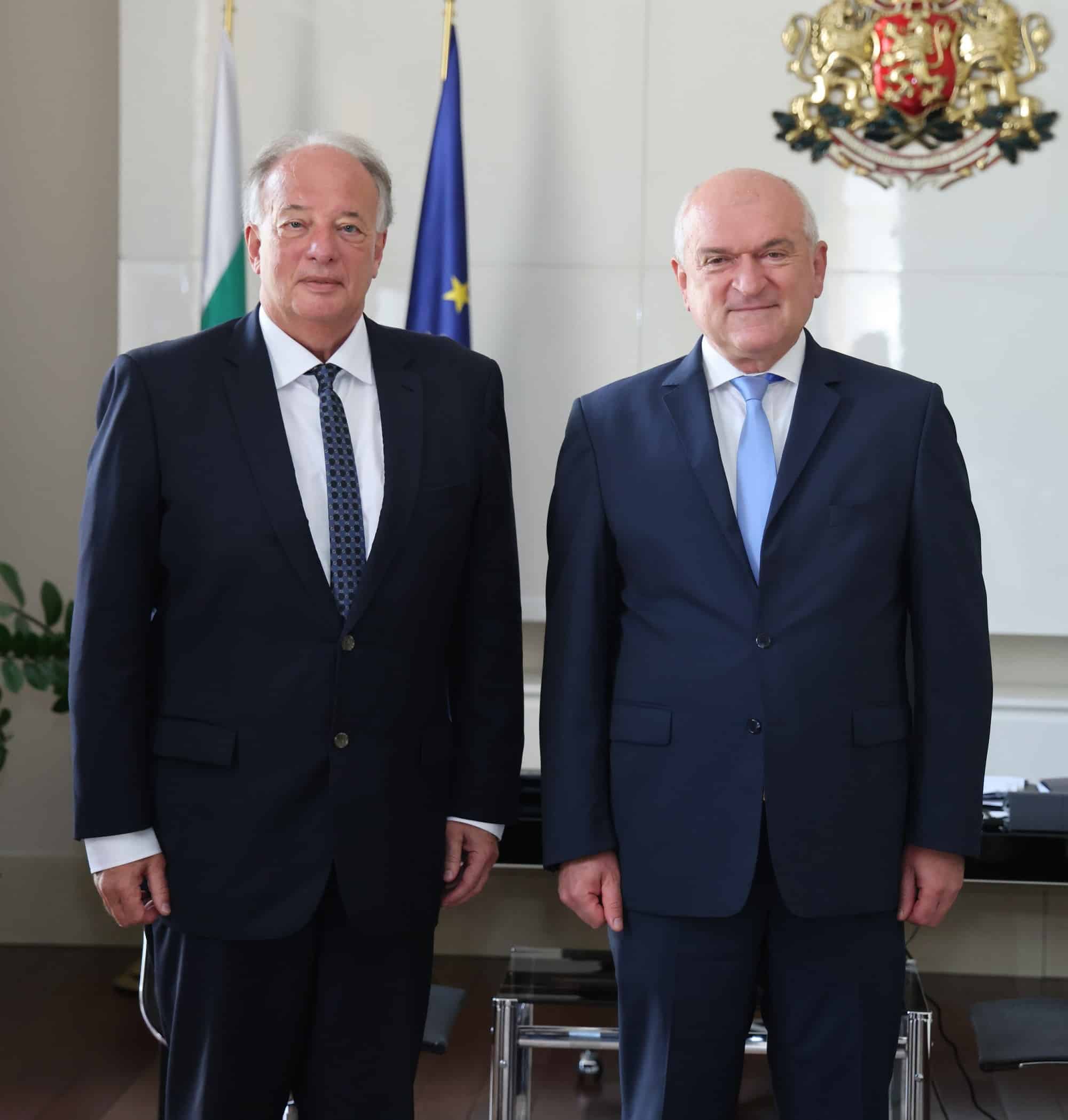 НАТО е във важен етап при който фокусът се измества