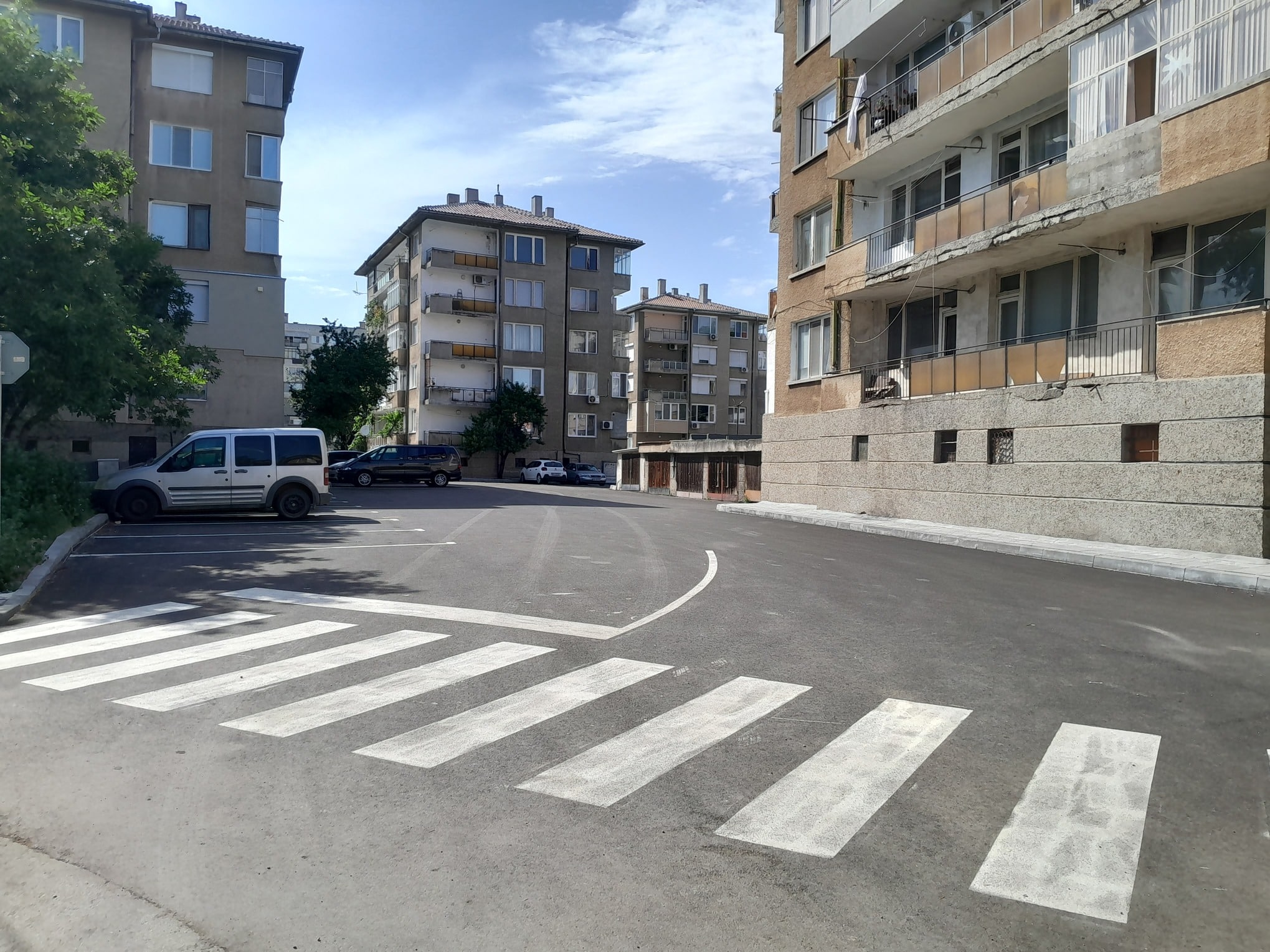 Приключи цялостното благоустройство на ж к Петко Каравелов във Видин съобщиха