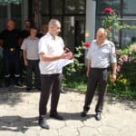 Връчване на плакета на главен инспектор Бечо Пойдовски