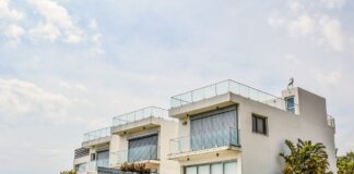 Жилищна сграда