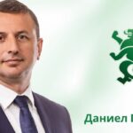 Даниел Петров