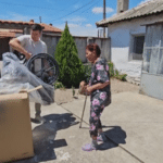 Димитър Иванов от първомайското село Бяла река помаха на възрастни хора