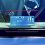 Екостикер, залепен върху автомобил