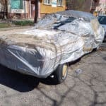 Изоставен автомобил