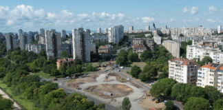 Изграждане на кръгово кръстовище в ж.к. "Изгрев" в Бургас