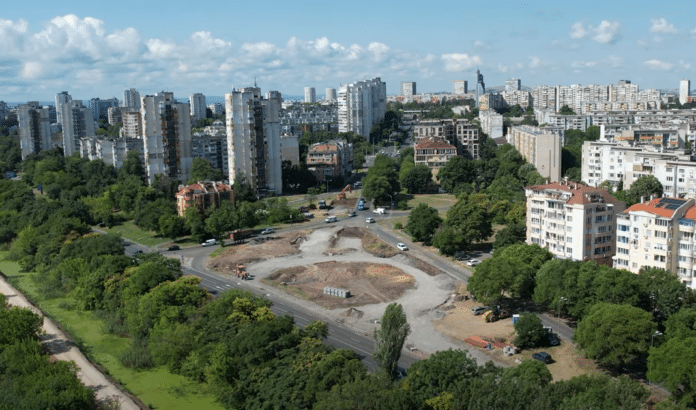 Изграждане на кръгово кръстовище в ж.к. "Изгрев" в Бургас