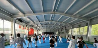 Лагер на каратисти